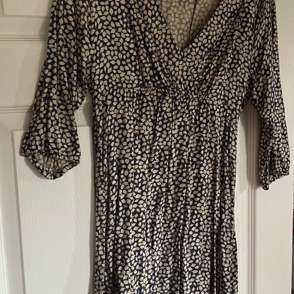 Boden Navy and White Floral Dress - Picture 7 of 11